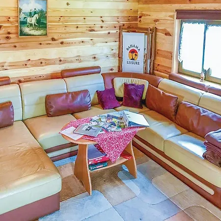 Two-bedroom Holiday In Purda